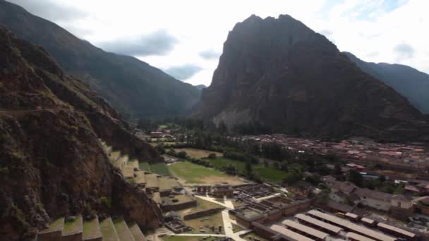Inca Φρούριο Βεράντες Και Ιερό Λόφο Ανεβασμένοι Περού — Αρχείο Βίντεο