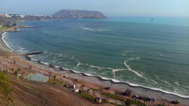 Lima Peru Daki Miraflores Şehrindeki Güzel Pasifik Okyanusu Kıyıları — Stok video