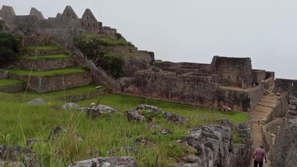 Machu Picchu Ancient City View Huchu Picchu Cloudy Weather — Video