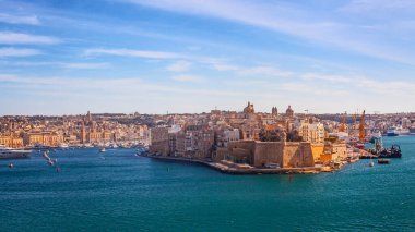 Sabahın erken saatlerinde Malta 'nın başkenti Valletta' da