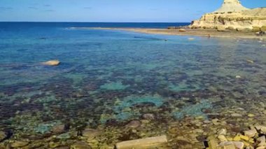 Qbajjar, Marsalforn, Gozo, Malta, Akdeniz, Europe yakınındaki, tuz tava
