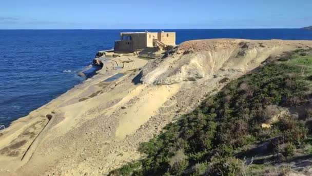 マルサルフォーン ゴゾ島 マルタ 地中海 ヨーロッパの近くの Qbajjar の塩鍋 — ストック動画