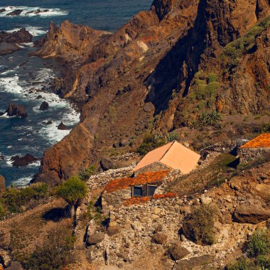 Tenerife 'deki Playa de Benijo' nun güzel manzarası
