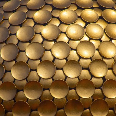 Auroville Meditasyon Salonu. Auroville, insanların barış içinde ve ilerici bir uyum içinde yaşayabilecekleri tüm dinlerden, politikadan ve uluslardan üstün bir birlik. Pondicherry, Tamil Nadu Eyaleti, Hindistan