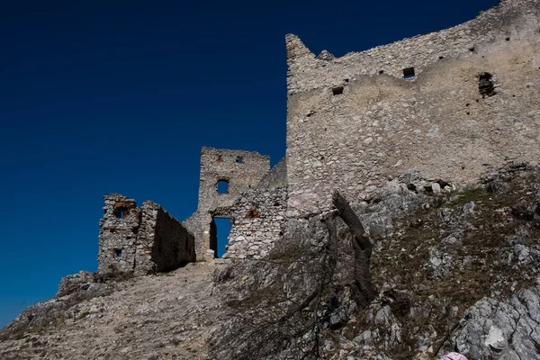 Ruinas Abandonadas Del Castillo Medieval Plavecky Eslovaquia Europa Central Destino —  Fotos de Stock