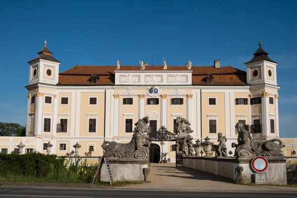 捷克共和国米洛提斯城堡的主要景观 被称为南摩拉维亚珍珠的国家米洛提斯城堡 免版税图库图片