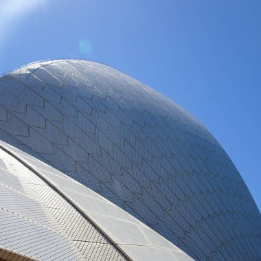 Sydney, Avustralya - Vebruar 02, 2018: Azulejo, Avustralya 'dan yapılmış Sydney Opera Binası' nın çatısı              