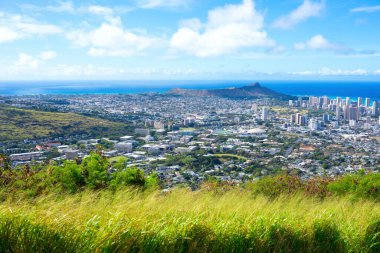 Honolulu, Elmas Kafalı Krater ve Pasifik Okyanusu 'nun yüksek perspektiften görünüşü