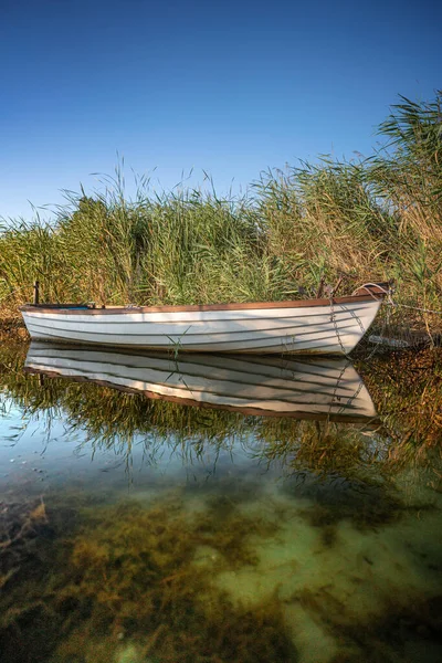 Лодка Озере Балатон Утром — стоковое фото