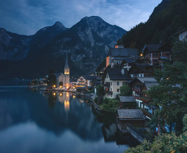 Сценічний Вид Місто Галльштат Австрія Синю Годину — стокове фото