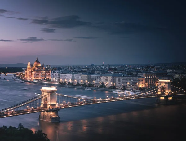 Вид Будапешт Цепной Мост Закате — стоковое фото