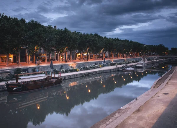 Fransa Kanallı Tarihi Narbonne Kasabası — Stok fotoğraf