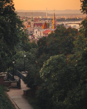 Budapeşte 'ye kraliyet kalesinden bakın.