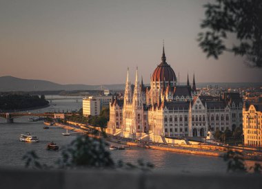 Budapeşte 'deki Macar Parlamentosu