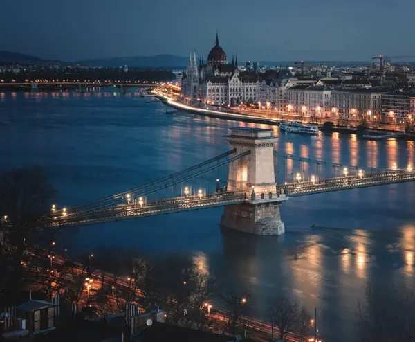 Řetězový Most Parlament Budapešti Modré Hodiny — Stock fotografie
