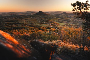Balaton Tepeleri 'ne ve volkanik dağlarına bakın