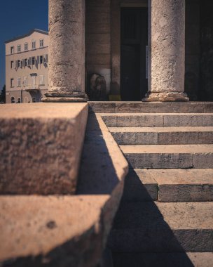 Hırvatistan 'ın Pula kentindeki Augustus Tapınağı