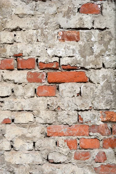 Деталь Старої Стіни Тріснутим Фасадом Цеглою Під Ним — стокове фото