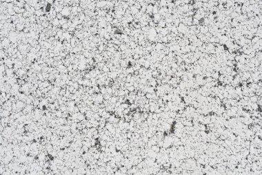 Beyaz boyalı asfalt yüzeyinin üst görünümü