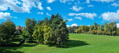 Hırvatistan 'ın Zagreb kentindeki Cmrok orman parkı