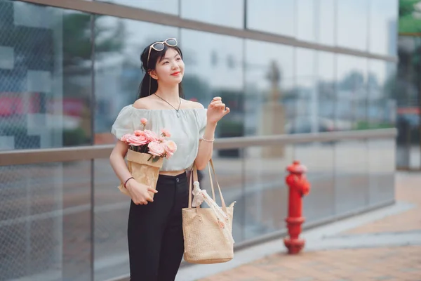 stock image Fashion girl on the street