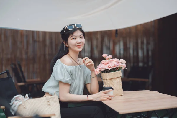 stock image Fashion girl on the street