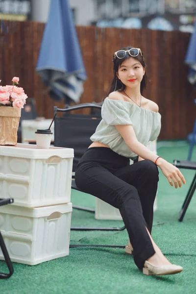 Stock image Fashion girl on the street