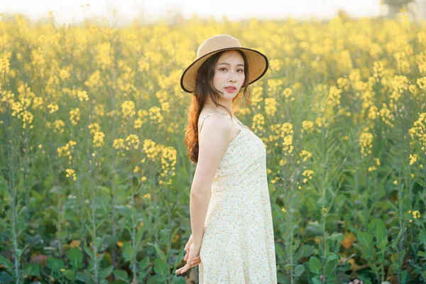 stock image the girl in the park