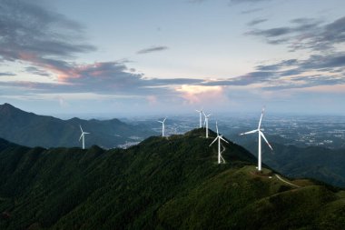 Rüzgâr Tarlaları Elektrik Üretimi Enerjisi