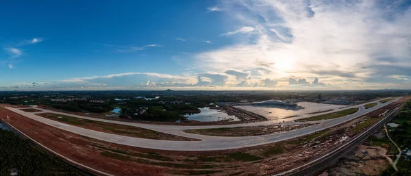 Havaalanı projesi devam ediyor.