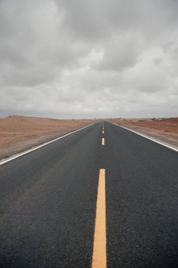 Xinjiang 'da vahşi yollarda