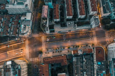 Şehrin havadan görünüşü Şangay 'da.