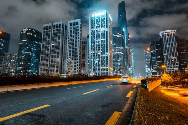 Shenzhen Şehrinde Şehir Trafiği Stok Fotoğraf