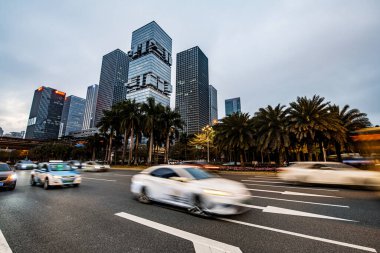 Shenzhen şehrinde şehir trafiği