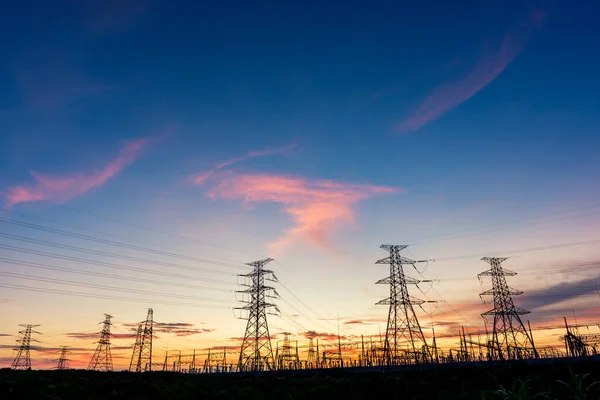 Elektriciteit Pyloon Bij Zonsondergang — Stockfoto