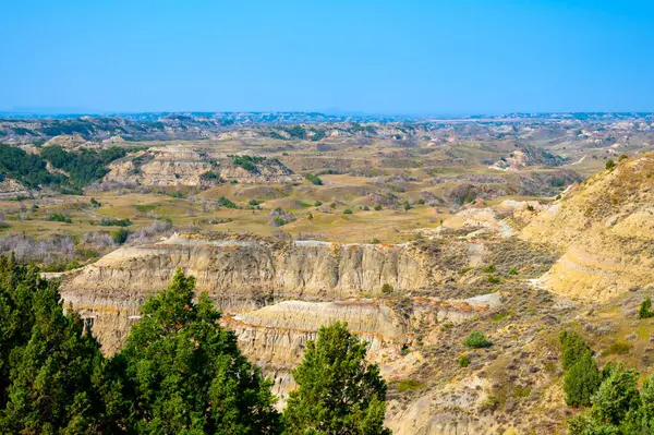 Theodore Roosevelt Ulusal Parkı 'ndaki Çorak Topraklar, Kuzey Dakota.