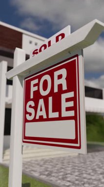 Yeni Çağdaş Ev 'in önünde satılık emlak tabelası.