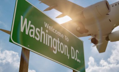 Washington D.C. 'ye hoş geldiniz Mavi Gök ve Bulutlara Karşı Low Flying Airplane.