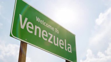 4k Venezuela Yeşil Yol İşareti 'ne hoş geldiniz. Alçaktan Uçan Uçak İniş Aracı' nın hemen üstünde..