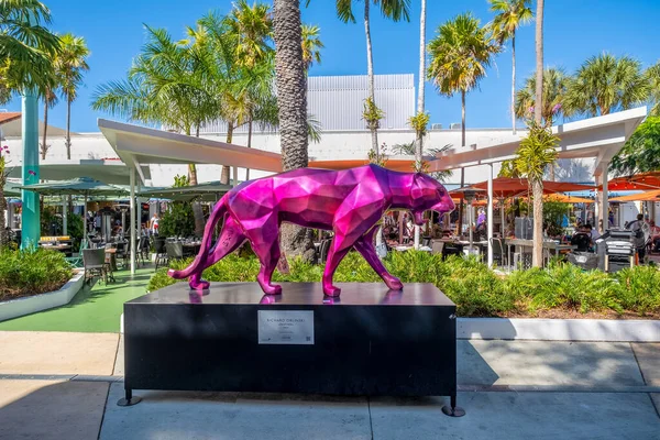 Miami Beach Usa February 2023 Panther Sculpture Artist Richard Orlisnki — 스톡 사진
