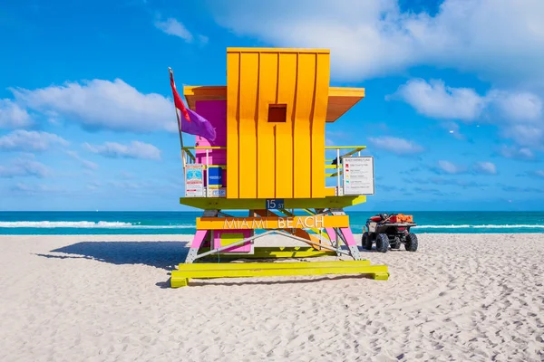 Iconic Lifeguard Tower Miami Beach Symbol City — 图库照片