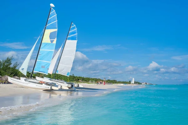 Морські Човни Прекрасному Пляжі Варадеро Кубі — стокове фото