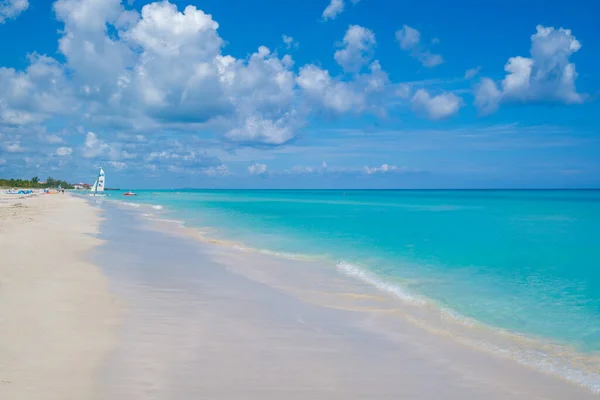 Hermosa Playa Varadero Cuba Soleado Día Verano —  Fotos de Stock