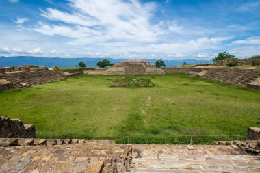 Oaxaca, Meksika 'daki büyük bir Kolombiya öncesi arkeoloji alanı olan Monte Alban kalıntıları.