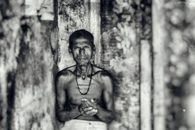 RAXAUL, INDIA: Kimliği belirsiz adam Raxaul, Bihar State, Hindistan, 2013