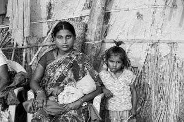 RAXAUL, INDIA: Raxaul, Bihar State, Hindistan, 2013 yılı civarında kimliği belirsiz kişiler