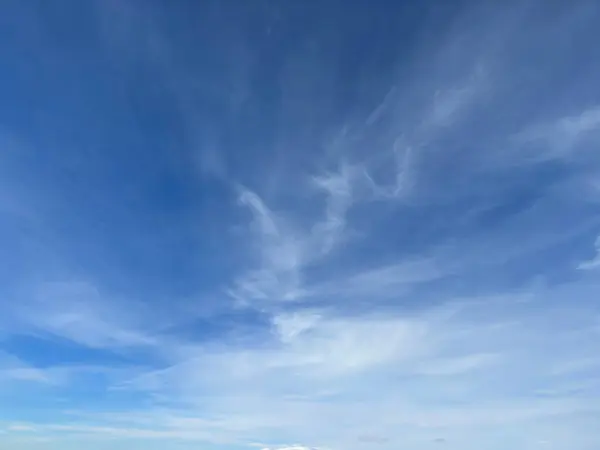 Mavi Gökyüzü Beyaz Bulut — Stok fotoğraf