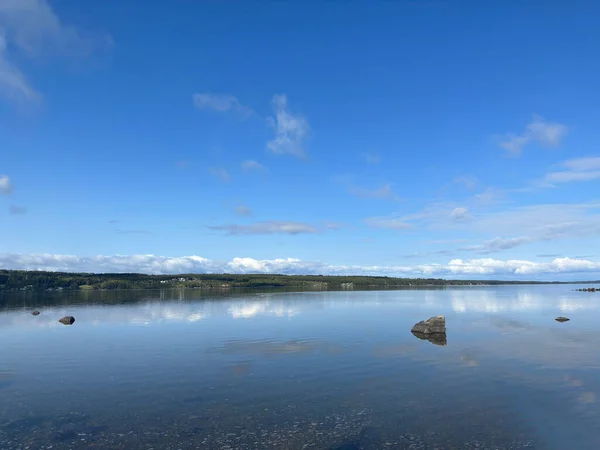 瑞典北部的湖景 — 图库照片