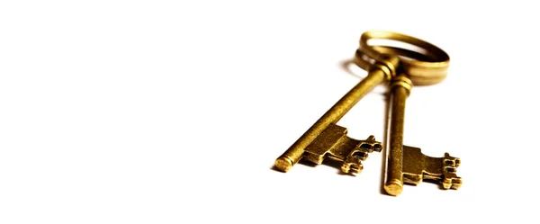 Old Keys Laying Top White Background Isolated — Stock Photo, Image