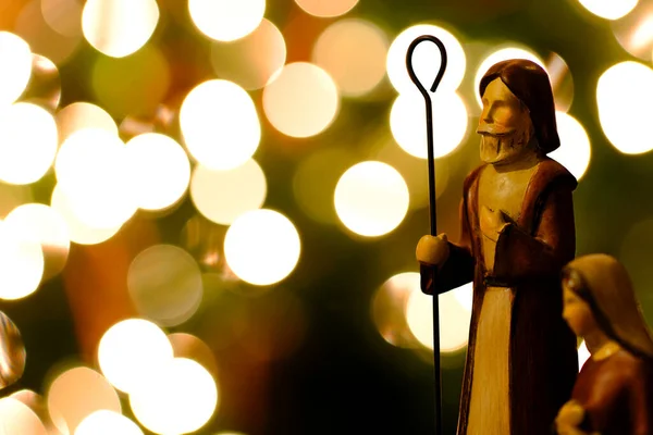 Weihnachtskrippe Mit Jesuskind Mutter Maria Und Josef Mit Lichtern — Stockfoto